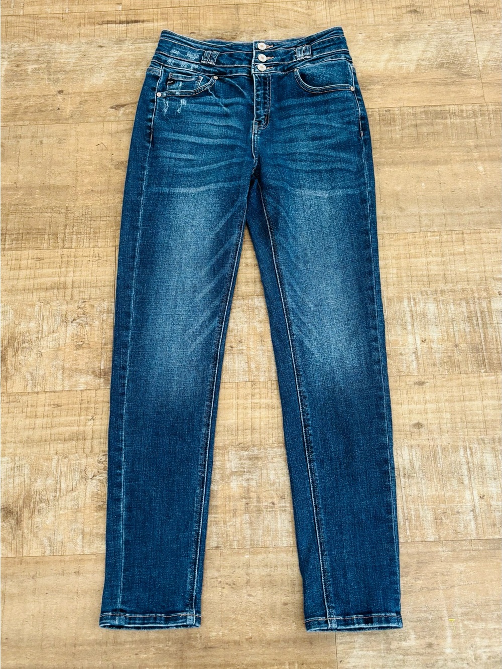 KanCan high rise skinny stretch denim size 5/26 dark blue wash